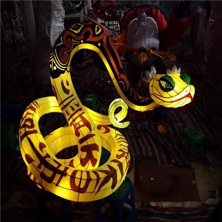 Led Indoor And Outdoor Festival Show Laminate Silk Lantern Figure